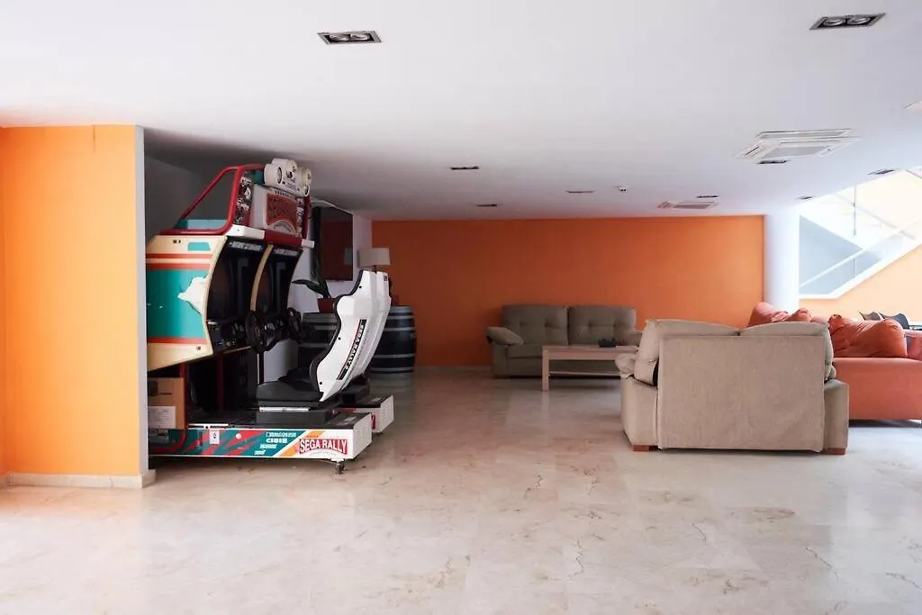 Ferienwohnung Stunning Penthouse Terrace & Pool * Free Parking Vera